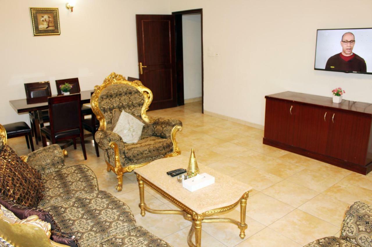 Sahara Hotel Apartments Mascate Esterno foto